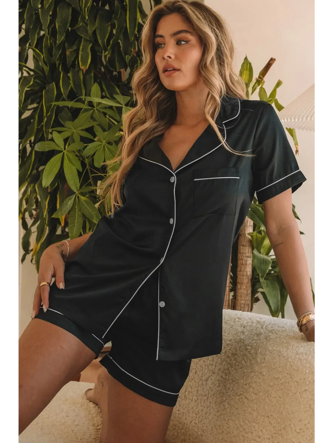 Featured image for How to Choose Luxury Womens Sleepwear for Ultimate Comfort