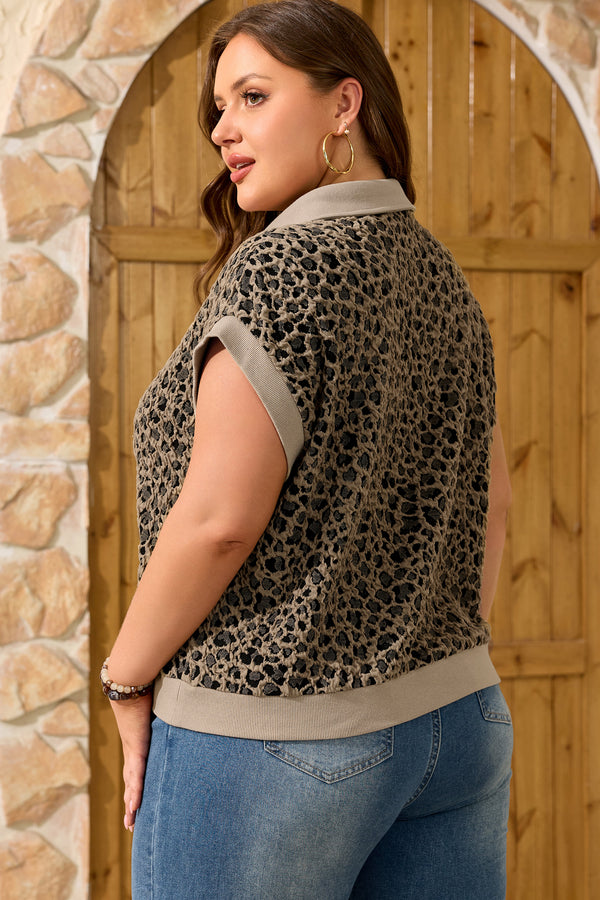 Back view of leopard print ribbed patchwork plus size top with collar