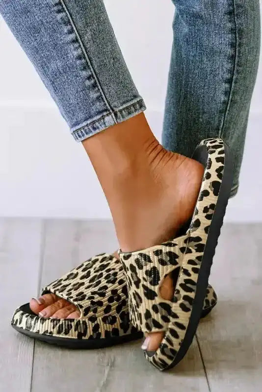 Black Print Thick Sole Slip On Slippers - Fashionfitz
