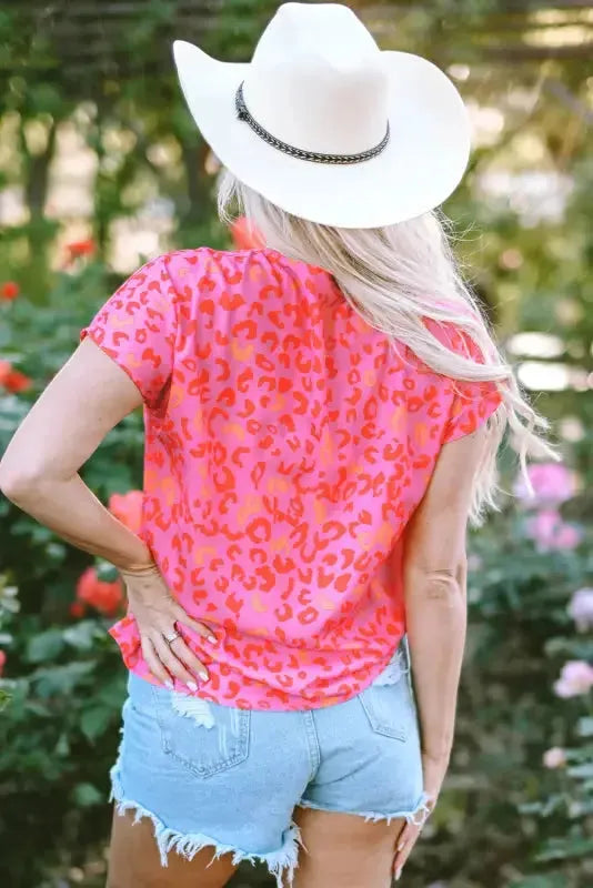 Pink Leopard V Neck Short Sleeve Blouse - Fashionfitz