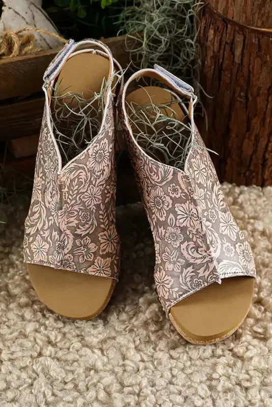 Brown Vintage Floral Leather Rivet Hollowed Platform Sandals - Fashionfitz