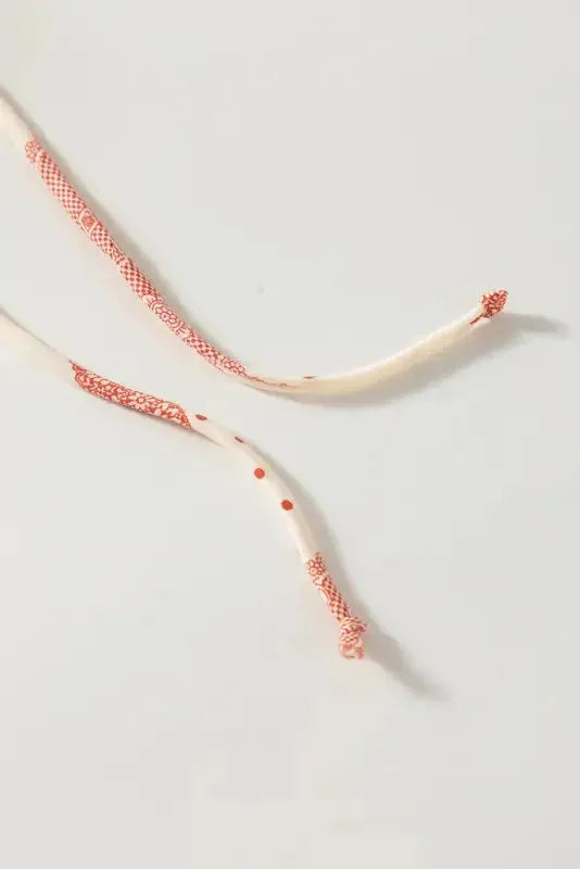 Chic Peek Puff Blouse - Fashionfitz