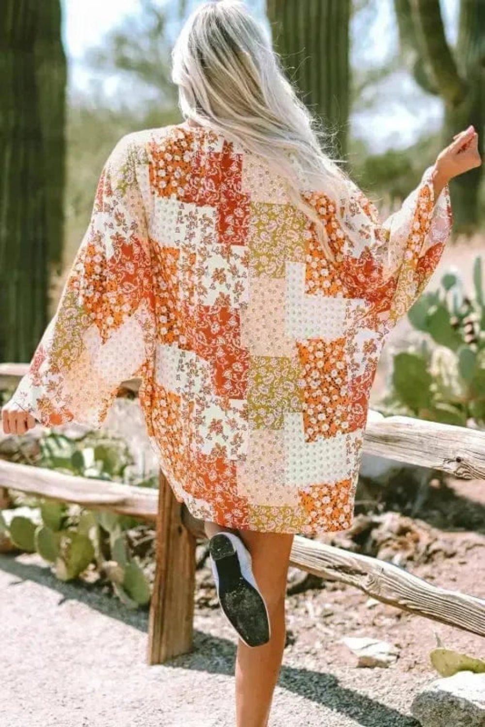 Kimonos White / ONE SIZE / 100%Polyester Floral Mosaic Open Kimono
