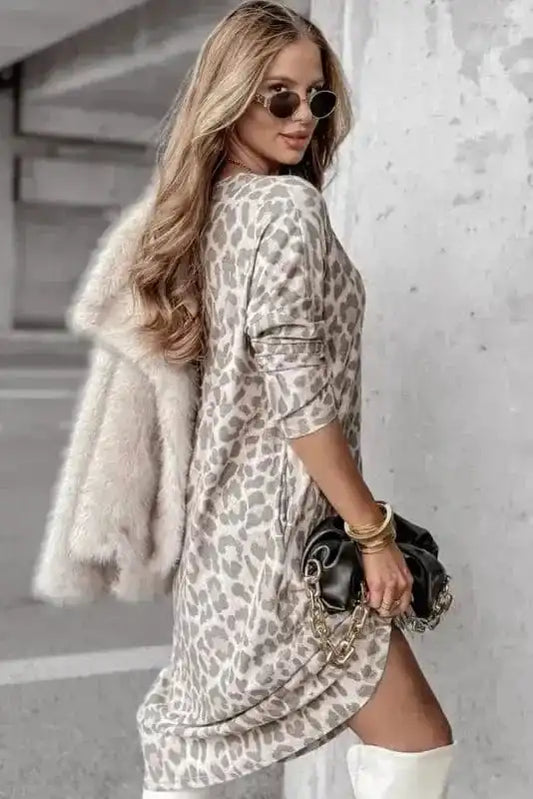 Mini Dresses Chic Leopard V-Neck Mini - Trendy Women's Dress