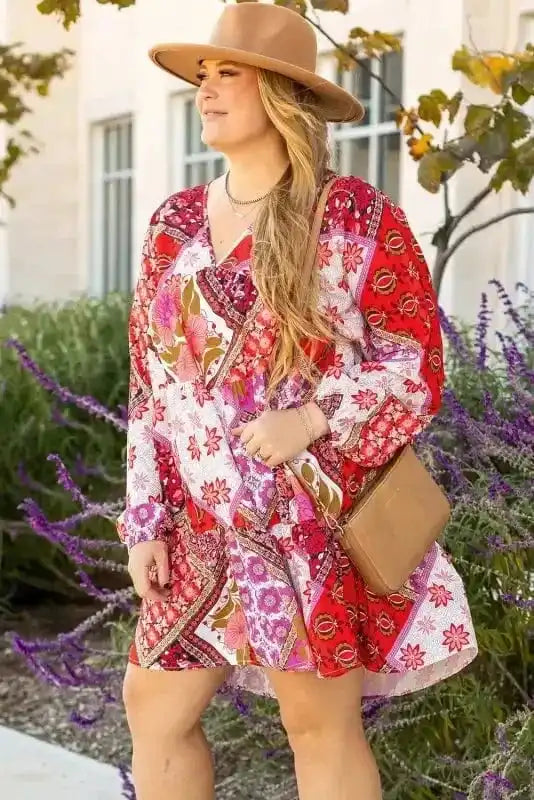 Plus Size Mini Dresses Floral Fantasy Hollowed Back Dress