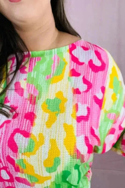 Plus Size T-Shirts Chromatic Cat Knit Top