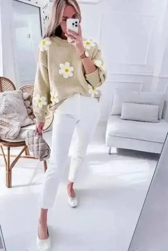 Floral crochet chunky knit sweater back view — Fashionfitz UK