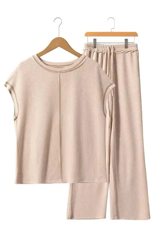 Ribbed Tee and Pants Two-piece Outfit - Fashionfitz
