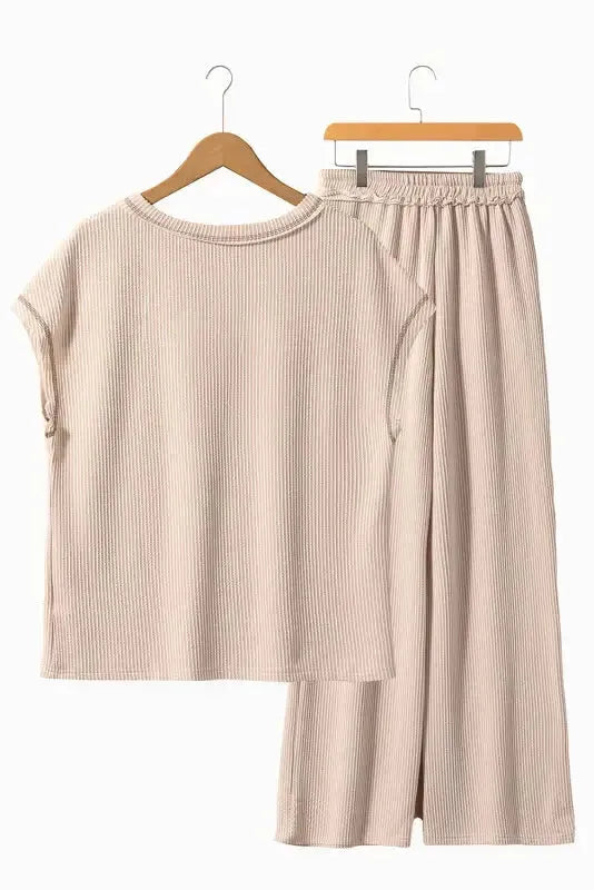 Ribbed Tee and Pants Two-piece Outfit - Fashionfitz