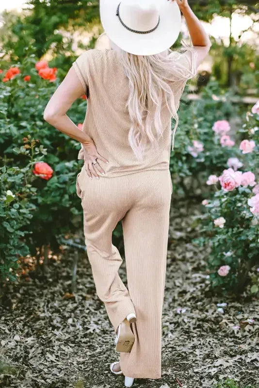 Ribbed Tee and Pants Two-piece Outfit - Fashionfitz