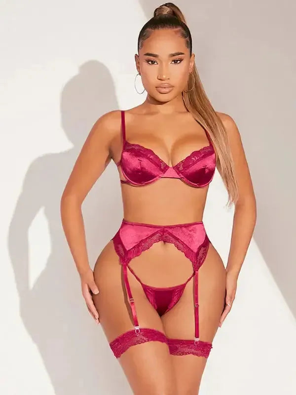 Say My Name 3-Piece Garter Lingerie Set - Fashionfitz