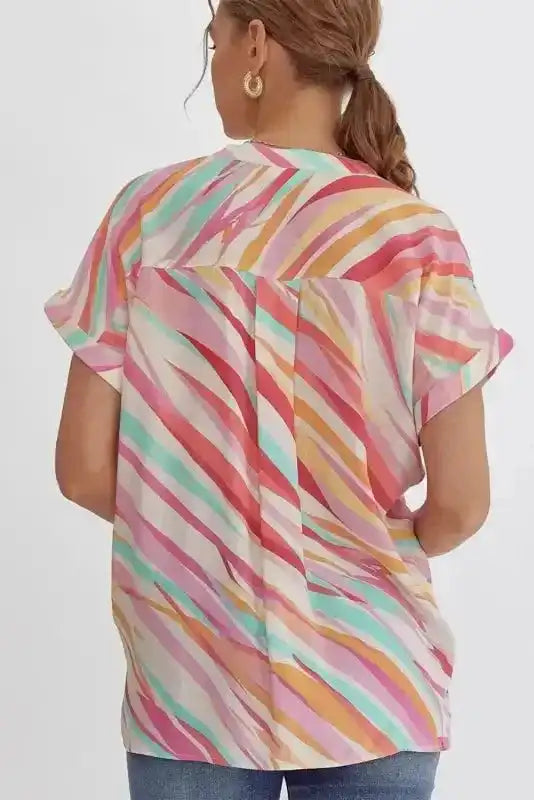 White Abstract Plus Size Top - Short Sleeve Notched Neck - Fashionfitz