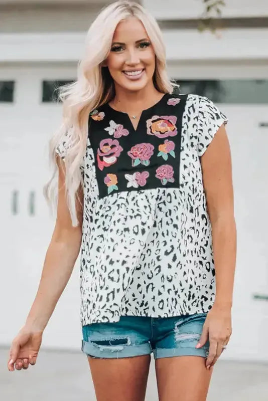 Wild Flower Embroidered Shift Top - Fashionfitz