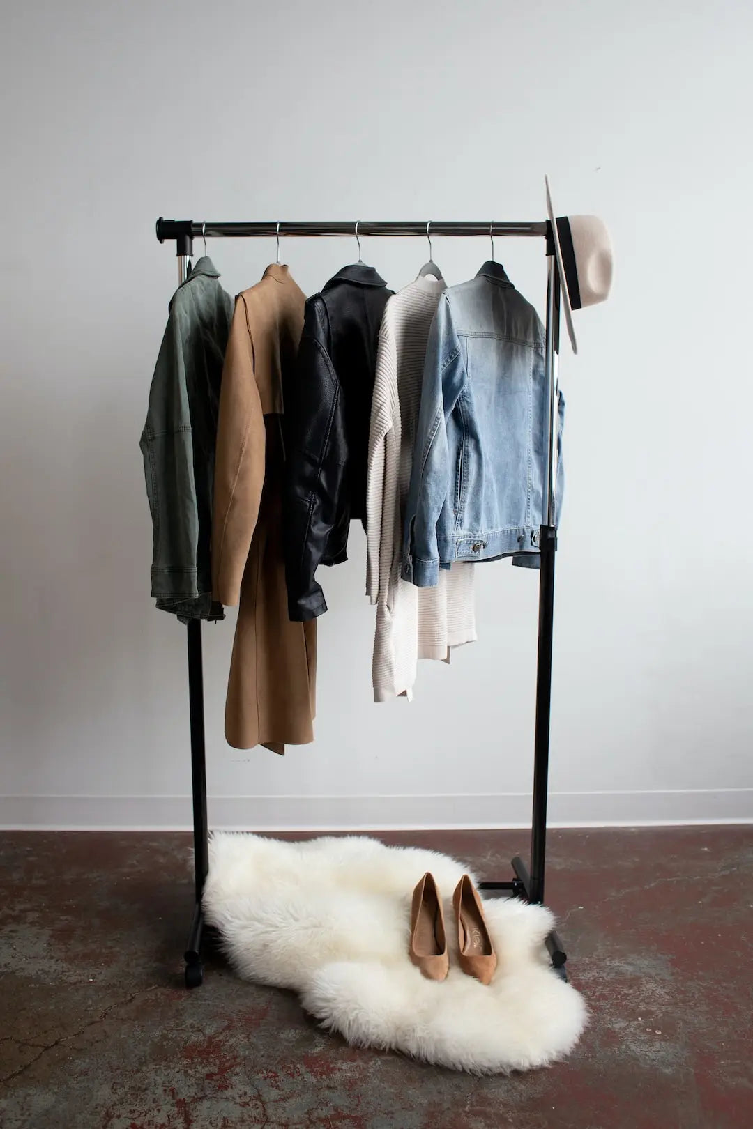 Creating a capsule wardrobe: simplify your style