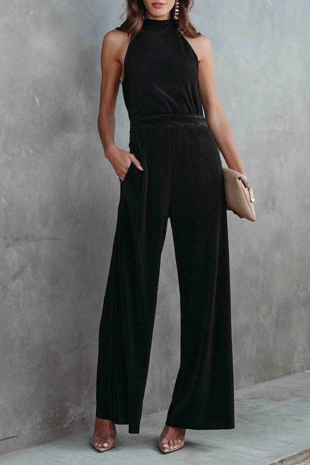 Exploring the rise of velvet jumpsuits in uk fashion trends