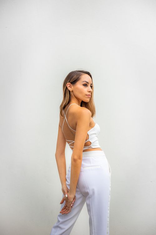 Mocha Mousse Fashion 2026: How to Wear the Colour of the Year