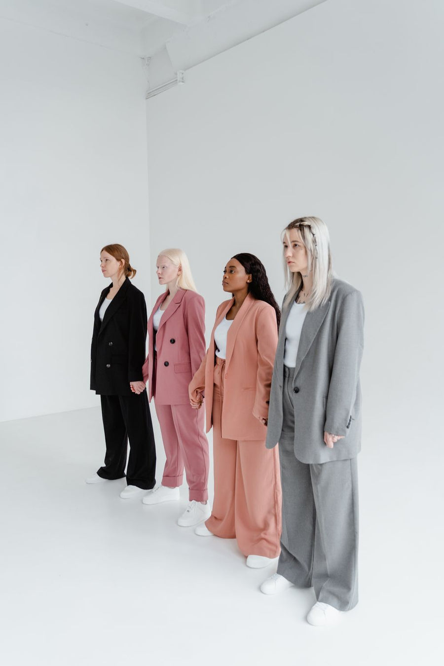 Women wearing ribbed knit fashion summer 2026 style guide