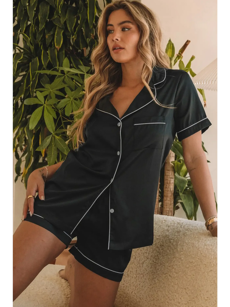 Featured image for How to Choose Luxury Womens Sleepwear for Ultimate Comfort