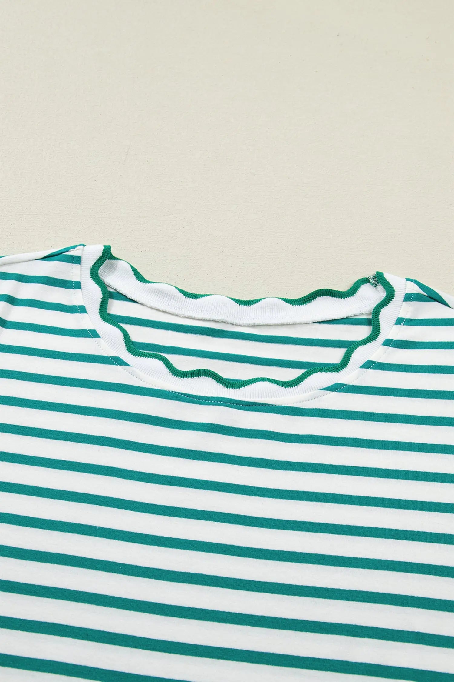 Scalloped trim stripe cotton t-shirt round neck short sleeve t-shirts