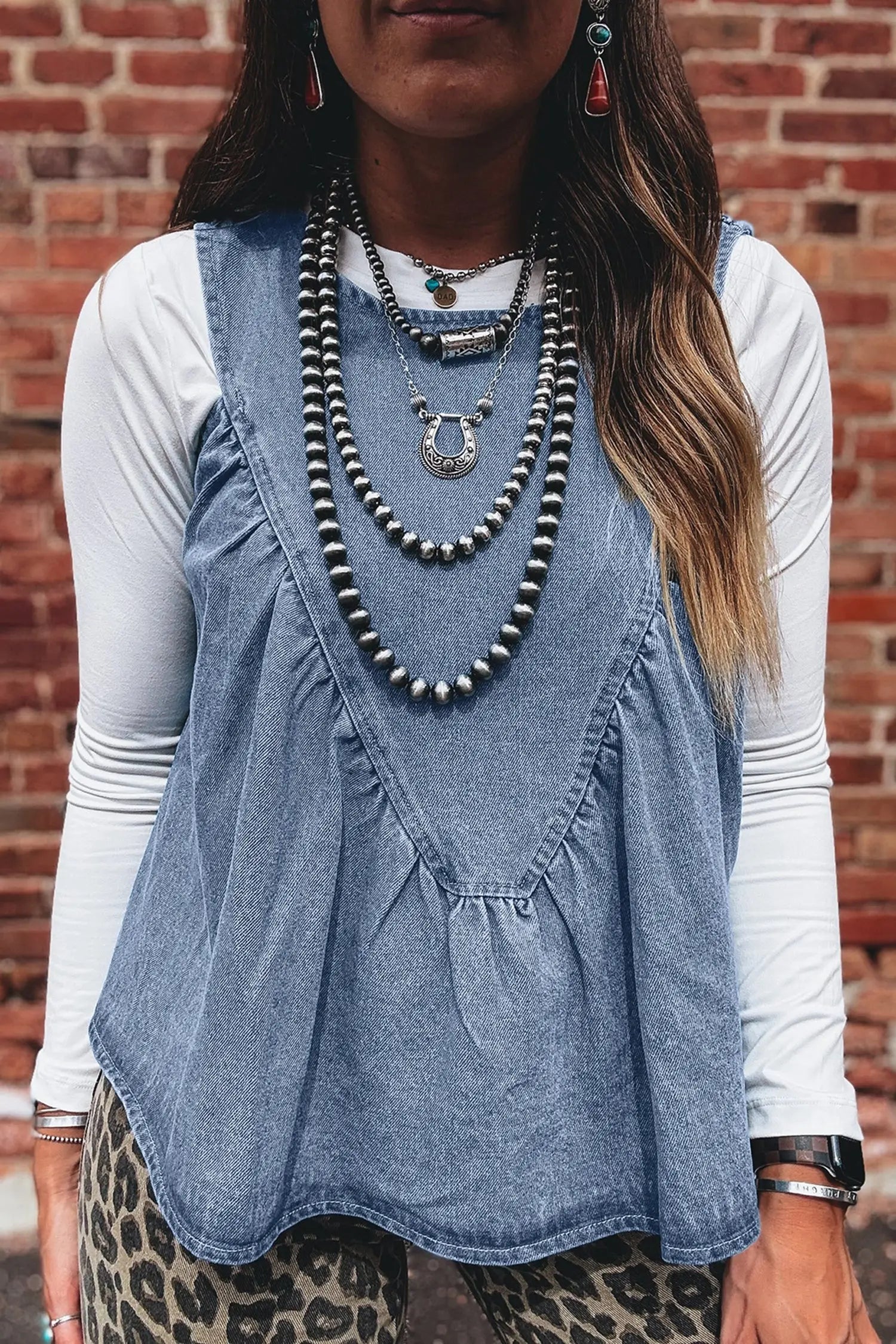 Structured chambray shell top