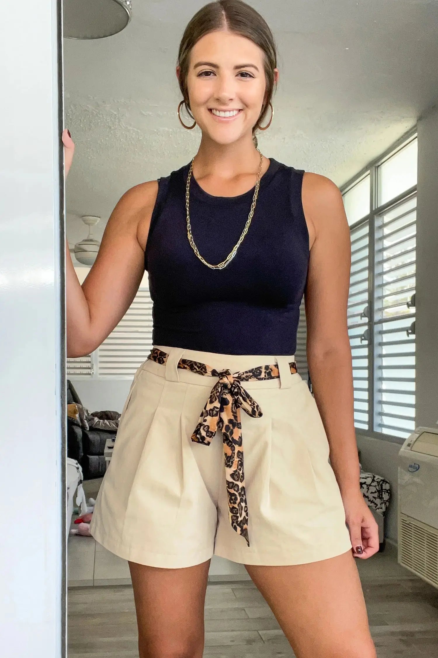 Women’s leopard sash belt pleated high waist wide leg shorts