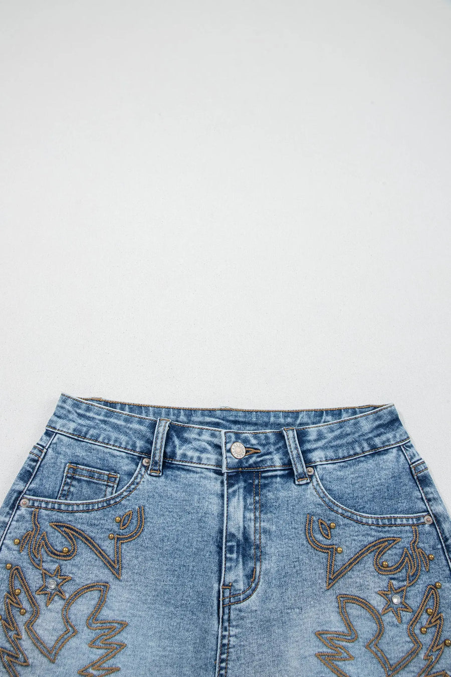 Women's embroidery stud shorts lifestyle shot casual summer