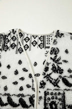 Close-up of neckline on Paisley Sherpa Gilet – Beige Western Style Vest, showing detailed fleece texture and inner pattern.