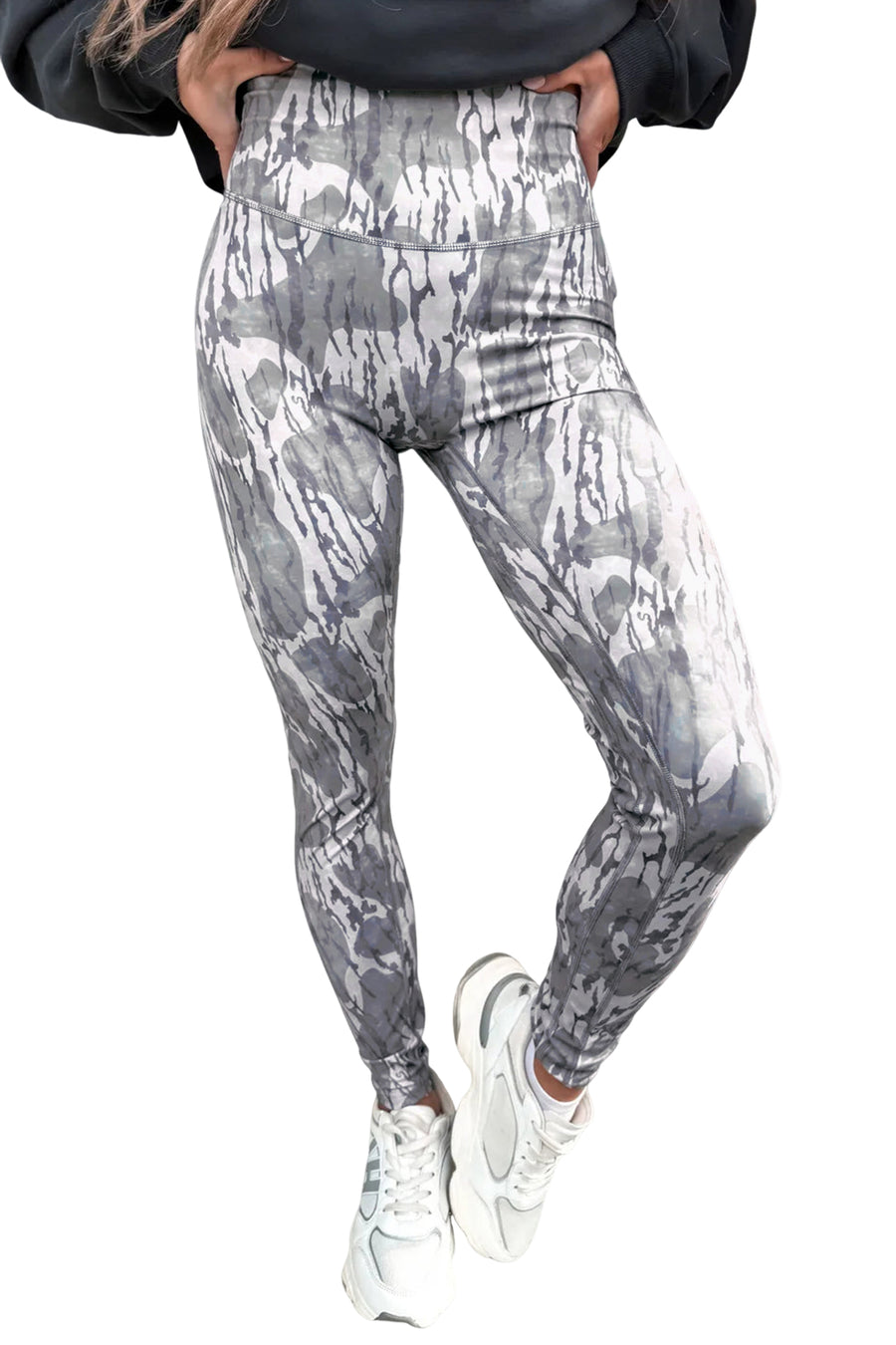 Camo leggings high waistband detail close-up — Fashionfitz UK
