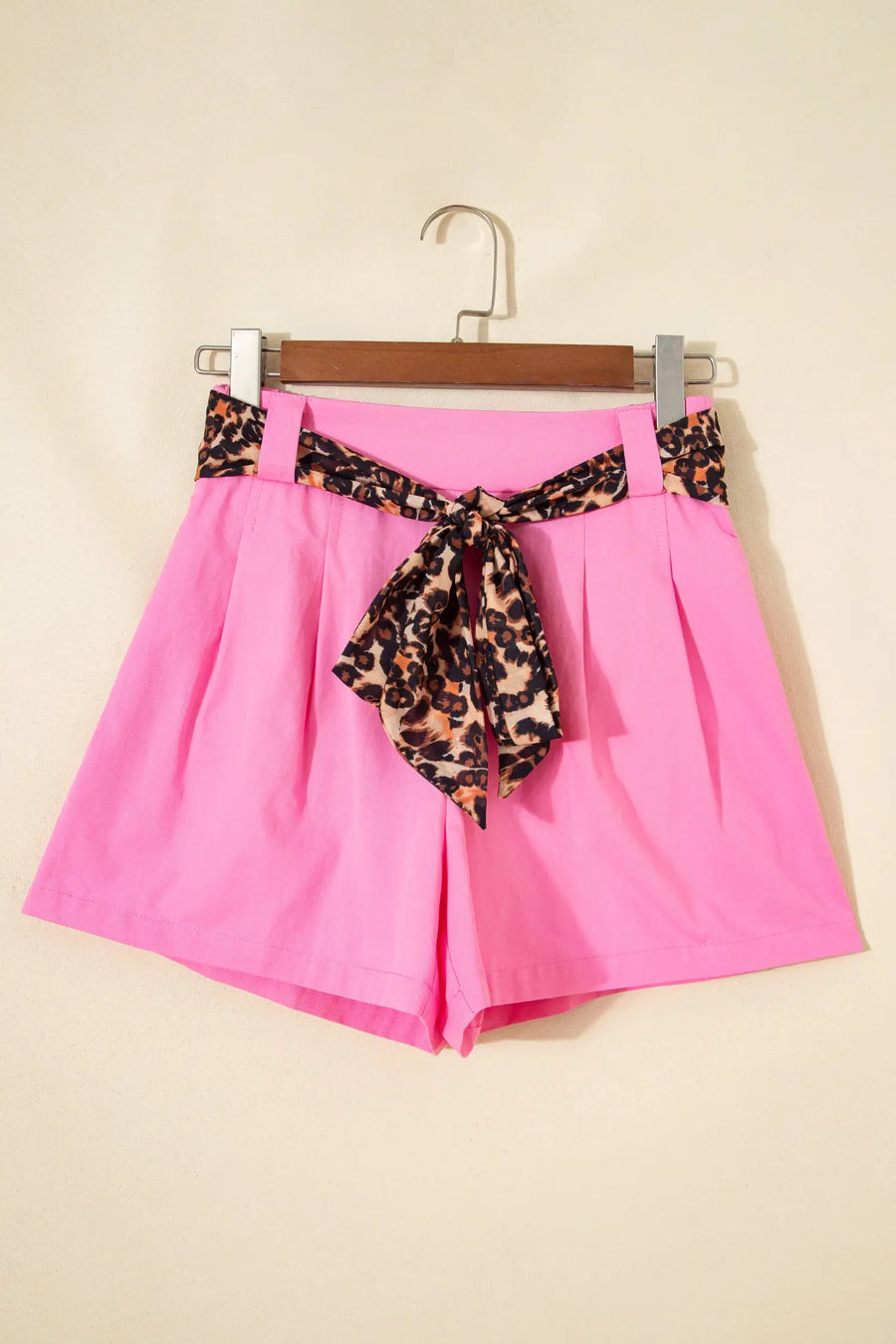 Women’s leopard sash belt pleated high waist wide leg shorts