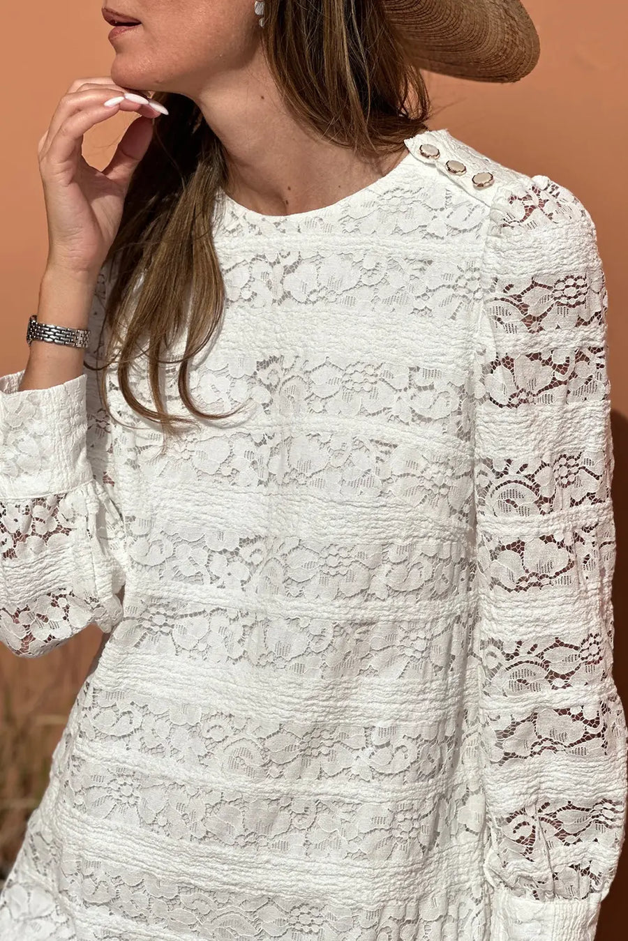 White lace crochet puff sleeve round neck shift dress