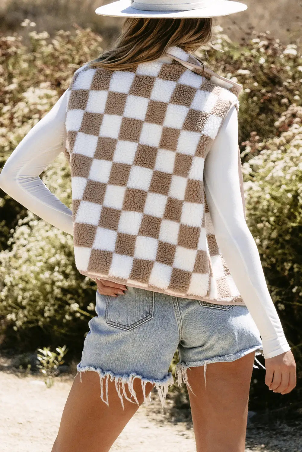 Monochrome mosaic sherpa vest - plaid design