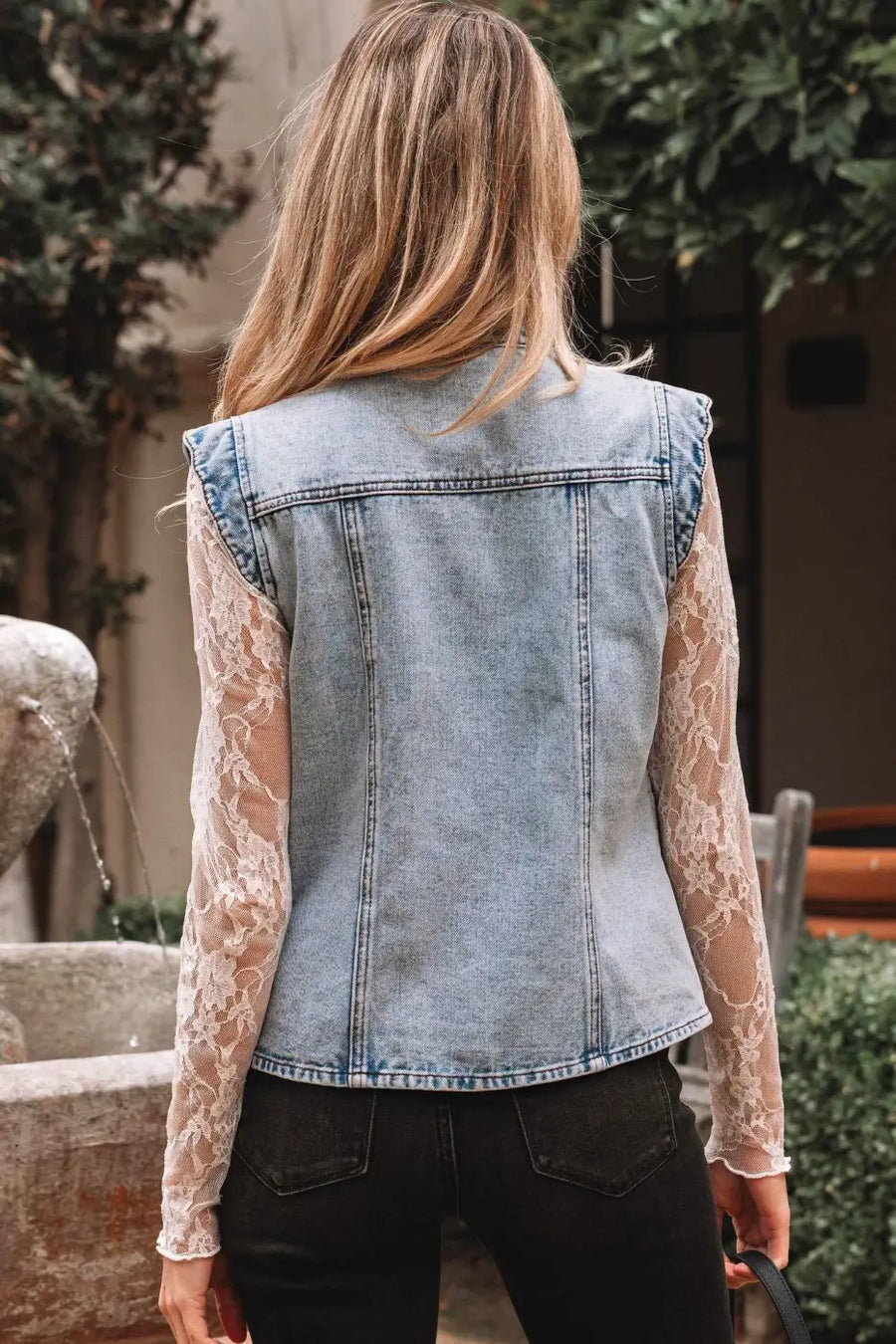 Beau blue scallop‑trim denim waistcoat vests