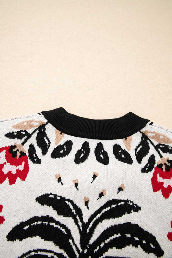 Texture shot of ribbed knit fabric with floral accents