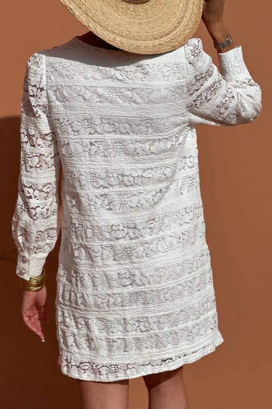 White lace crochet puff sleeve round neck shift dress