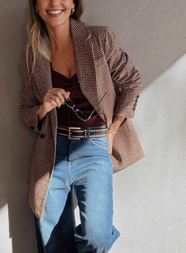 Ladies Brown Houndstooth Fitted Blazer styled with jeans and a burgundy top, showcasing a modern fall look from FasionFitz.