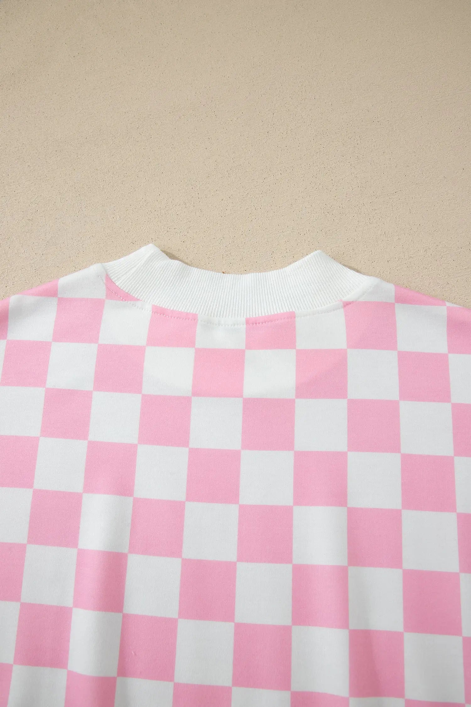 Checkered colour block trim mock neck short set outfit sets