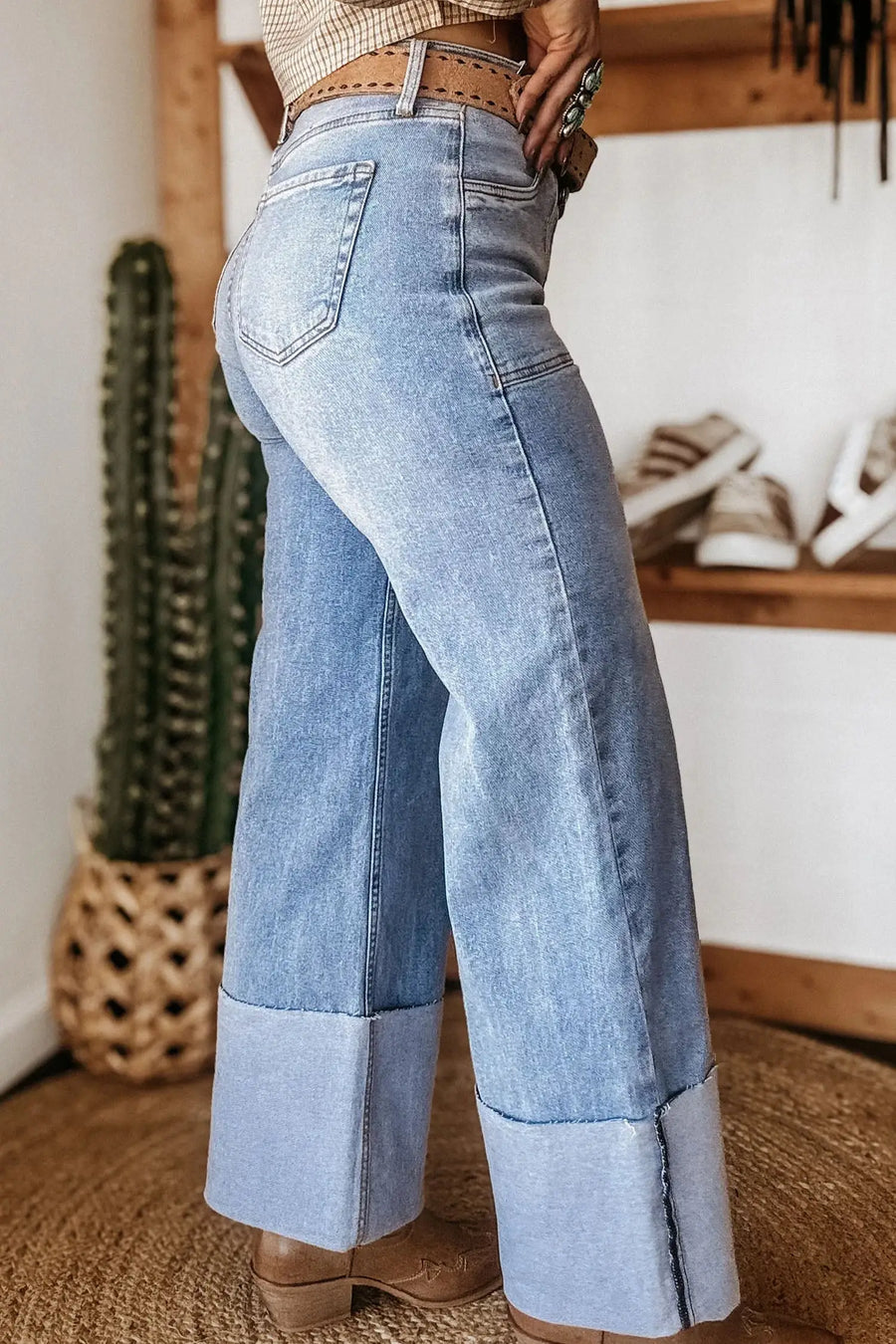 Turn-Up Cuff Wide-Leg Loose Jeans