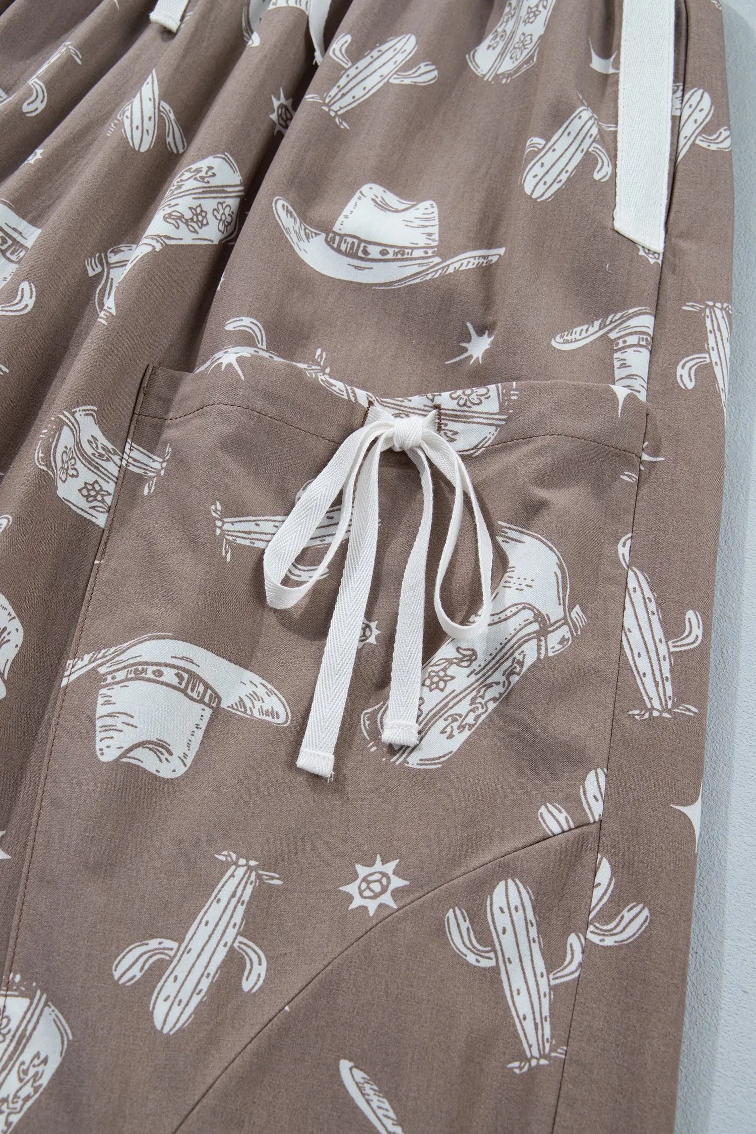 Khaki western cactus cowgirl hat boot printed vintage drawstring jogger pants
