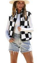 CozyCheck Sherpa Vest – Classic Black & White