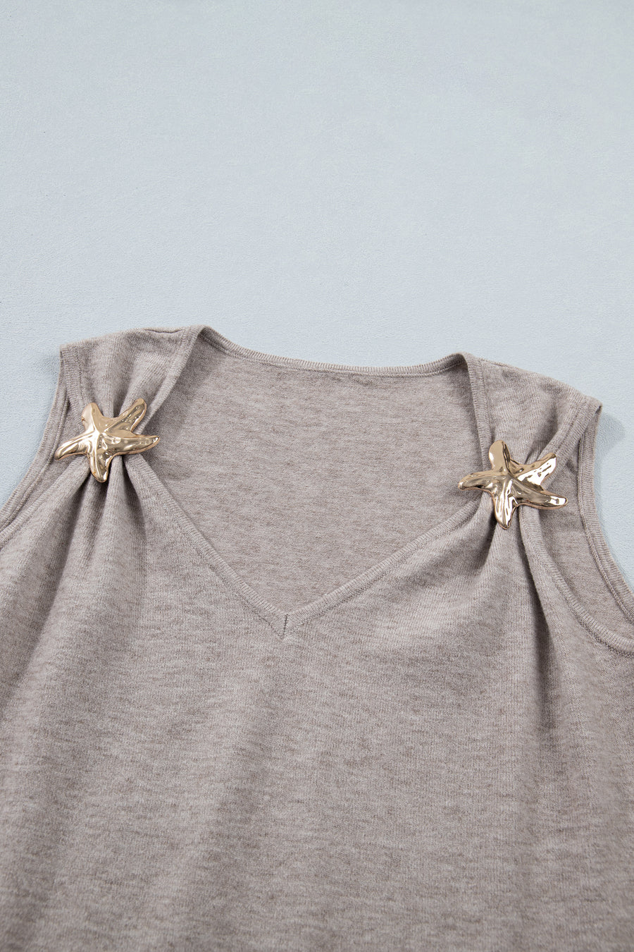 Metal Star Detail V-Neck Sleeveless Knit Sweater Tank Top