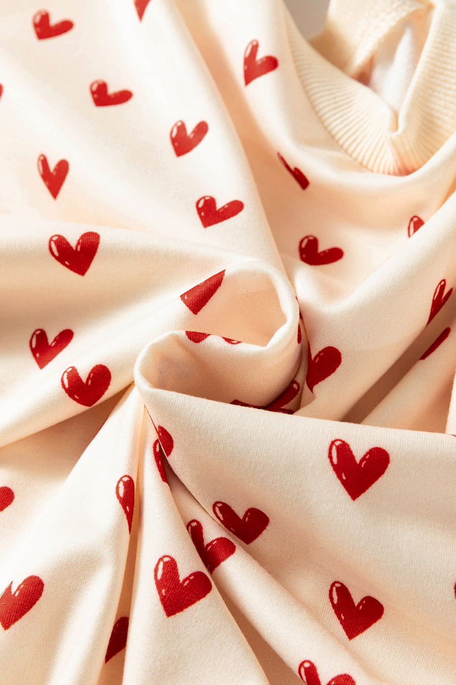 Heart Print Round Neck Long Sleeve Sweatshirt