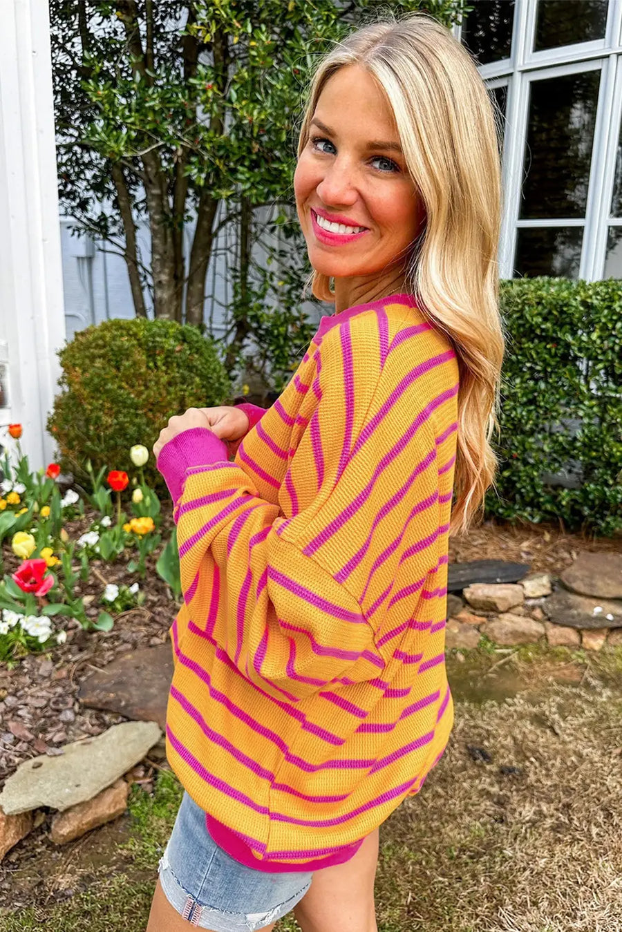 Stripe hug sweater - stylish loose fit | cozy design