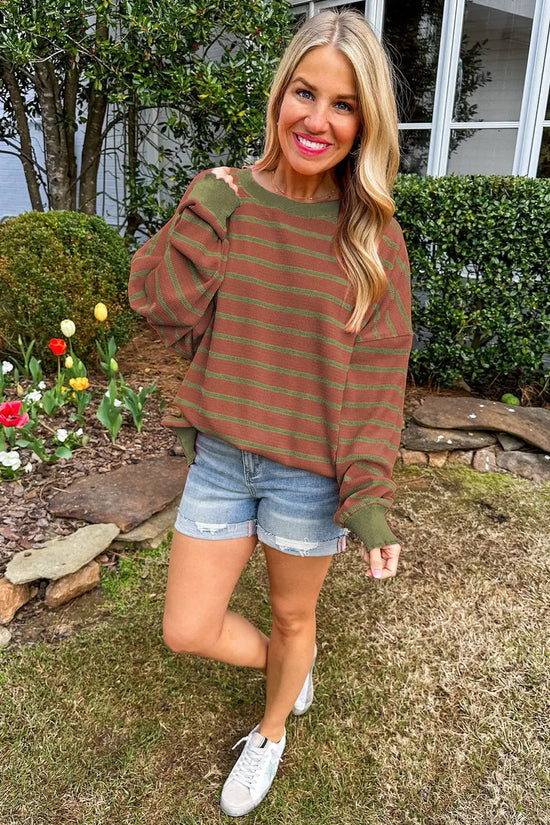 Stripe hug sweater - stylish loose fit | cozy design