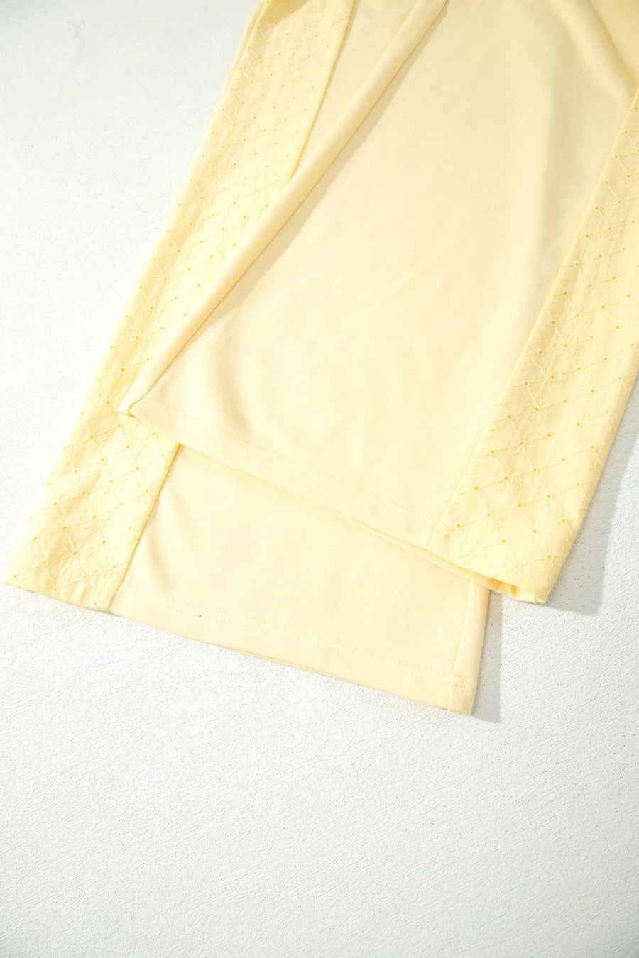 Butter yellow eyelet lace set styled with tan sandals — Fashionfitz UK