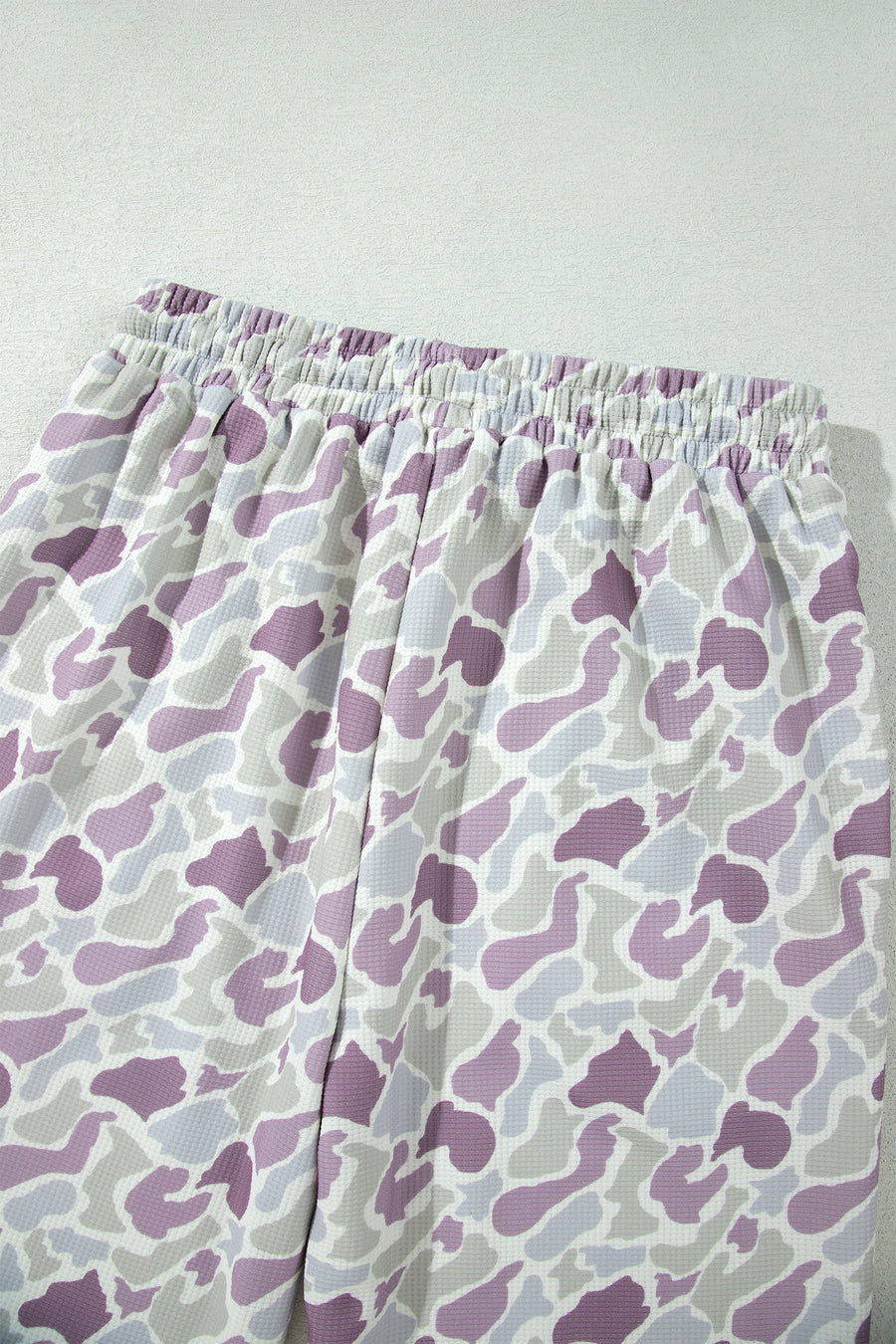Camo Print Drawstring Waist Loose Fit Trousers