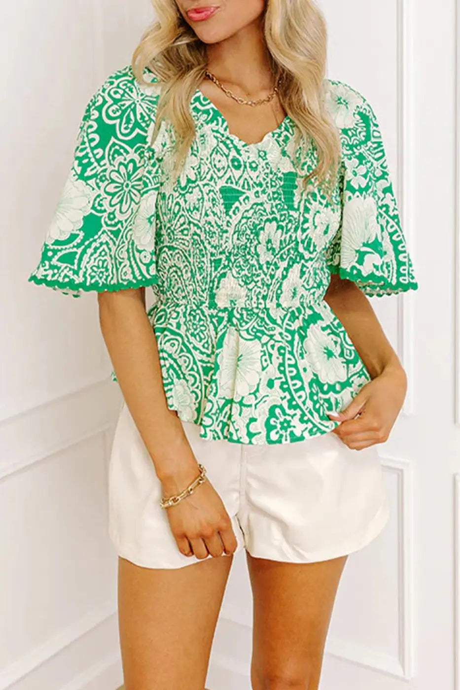 Floral smocked ruffle v-neck tunic blouse | fashionfitz