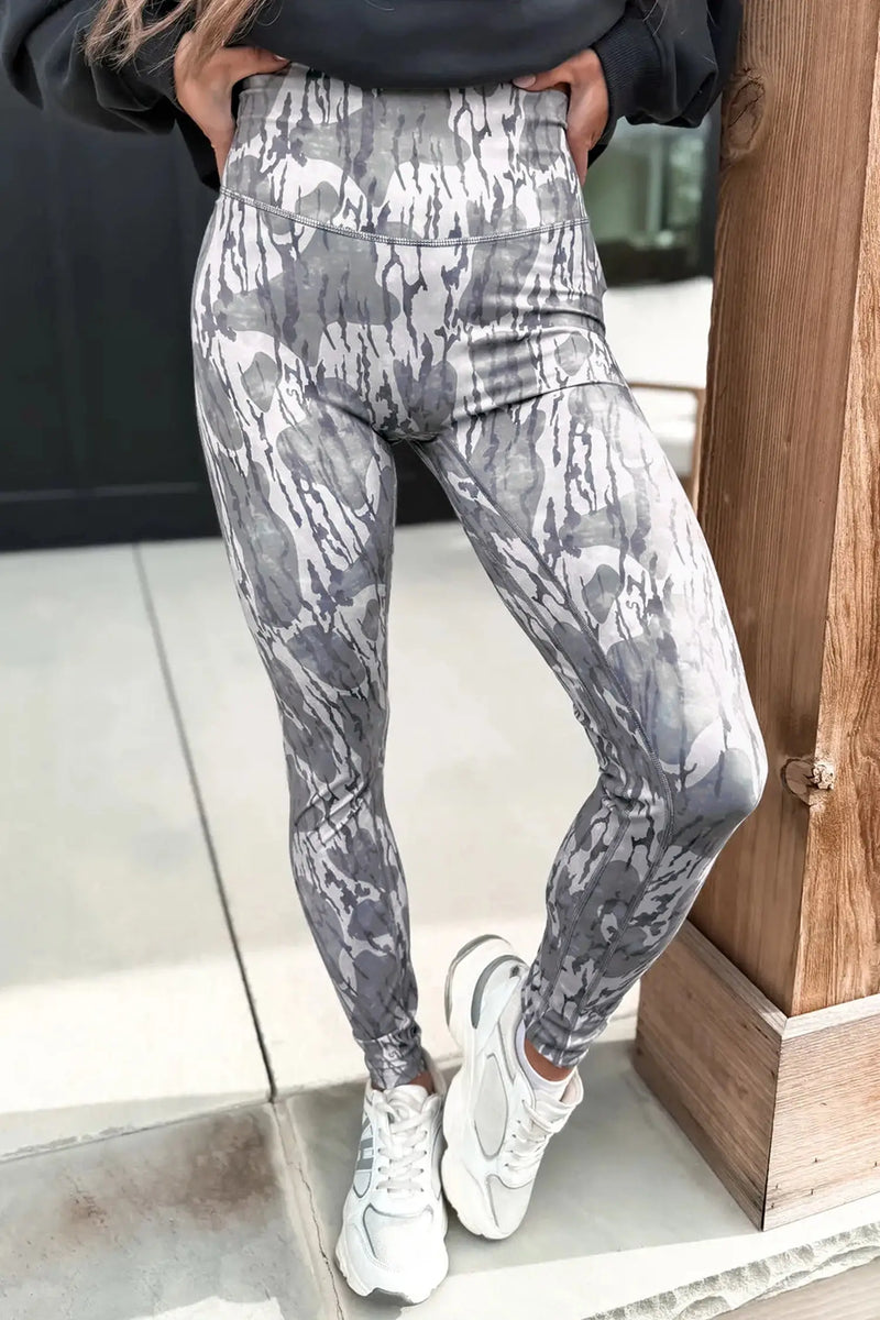 Camo high waist leggings back view — Fashionfitz UK