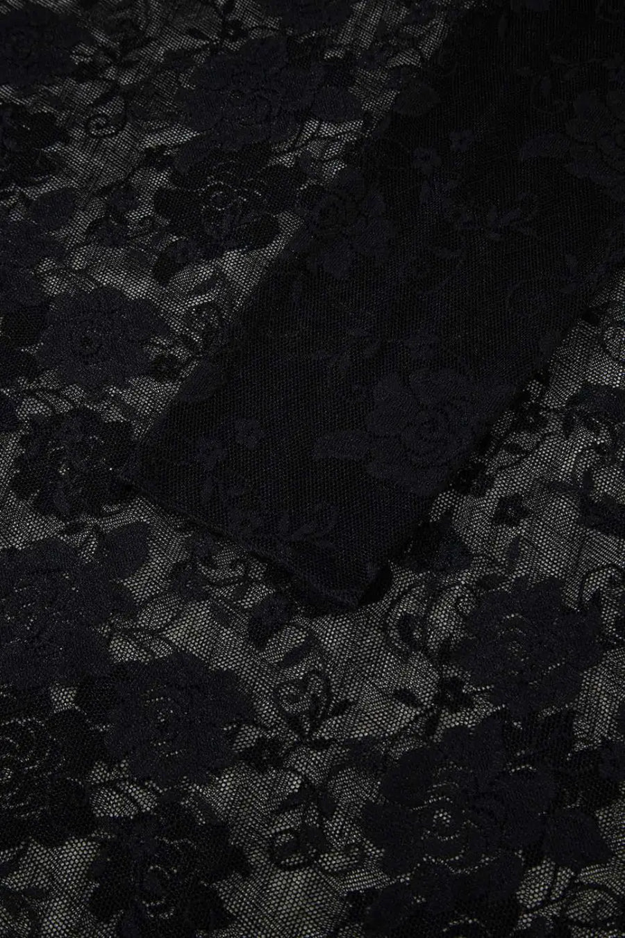 Sheer floral lace top - flirty style | lightweight slim fit