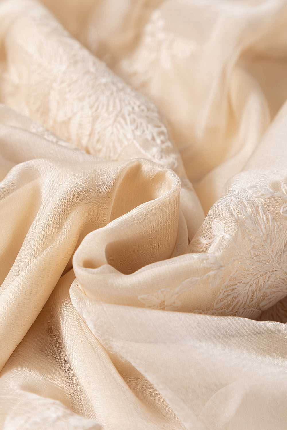 Embroidered Mesh Overlay Flowy Skirt