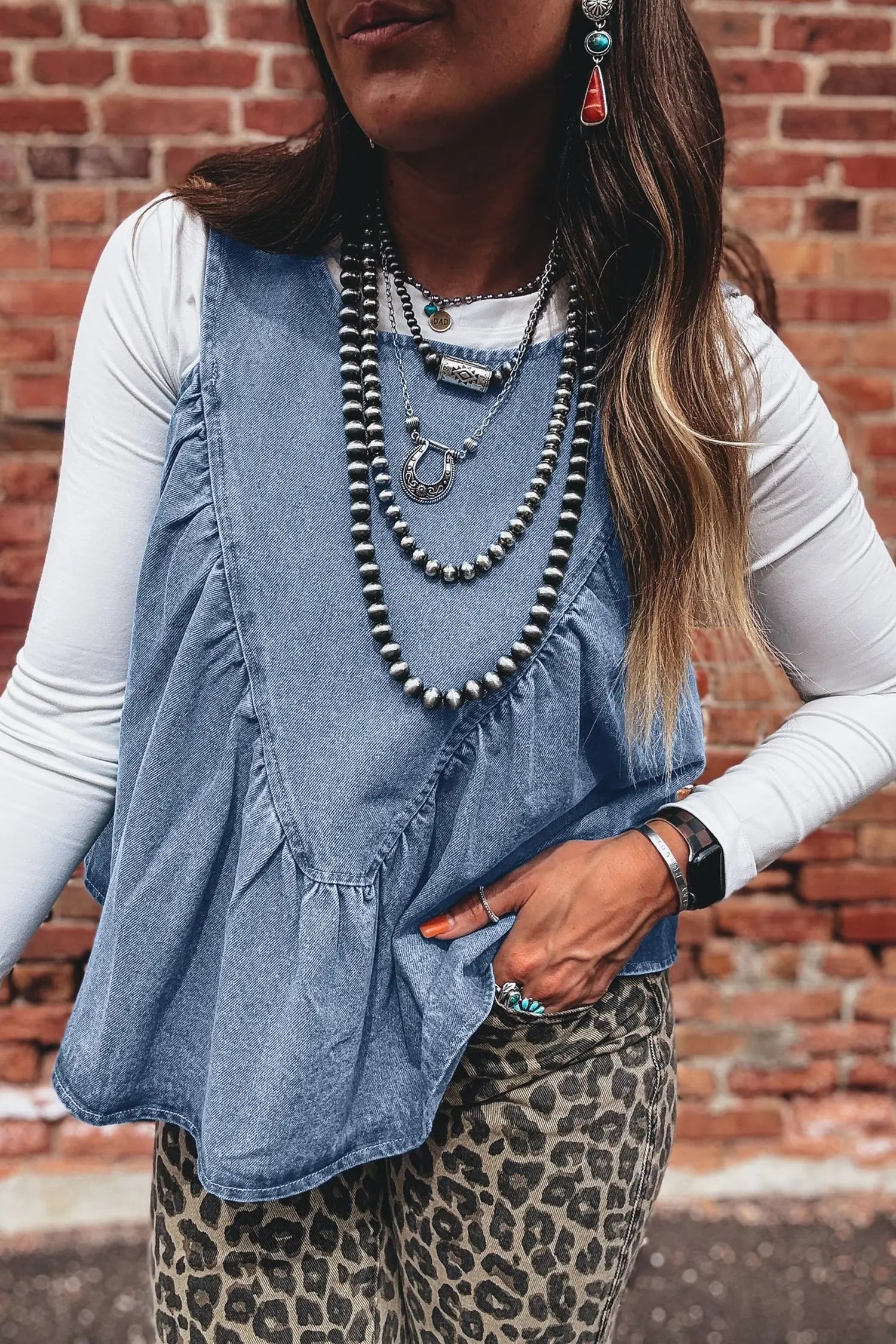 Structured chambray shell top